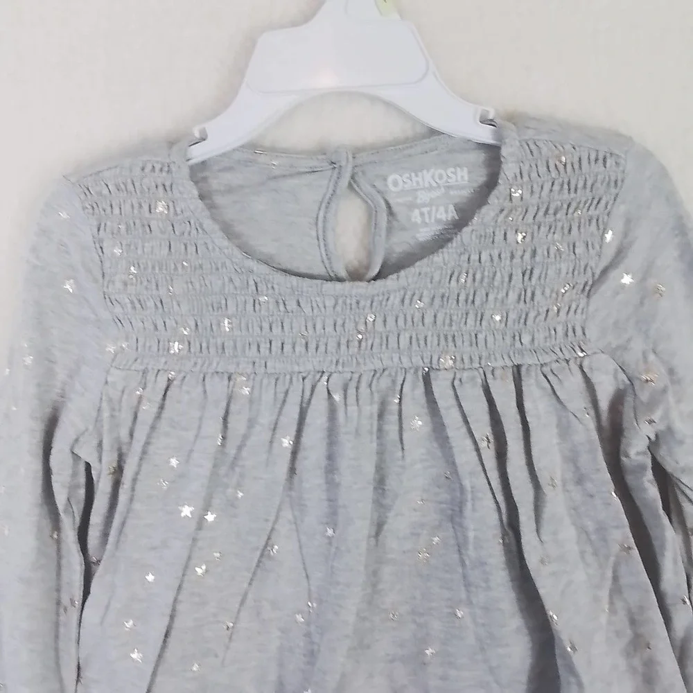 OshKosh Long Sleeve Cotton Top Tee Size 4 Gray‎ w/ Gold Stars